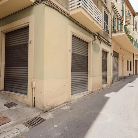 Апартаменты Guesthost - Bouganville's House