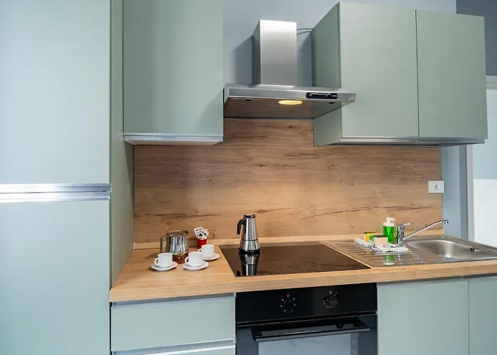 Guesthost - Bouganville's House * Sanremo