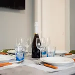 Guesthost - Bouganville's House