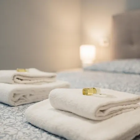 דירה Guesthost - Bouganville's House סנרמו